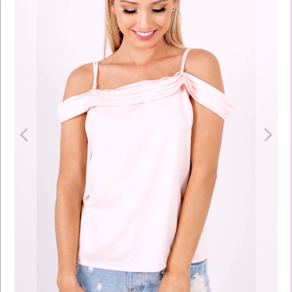 Pink Cold shoulder top (NWT)